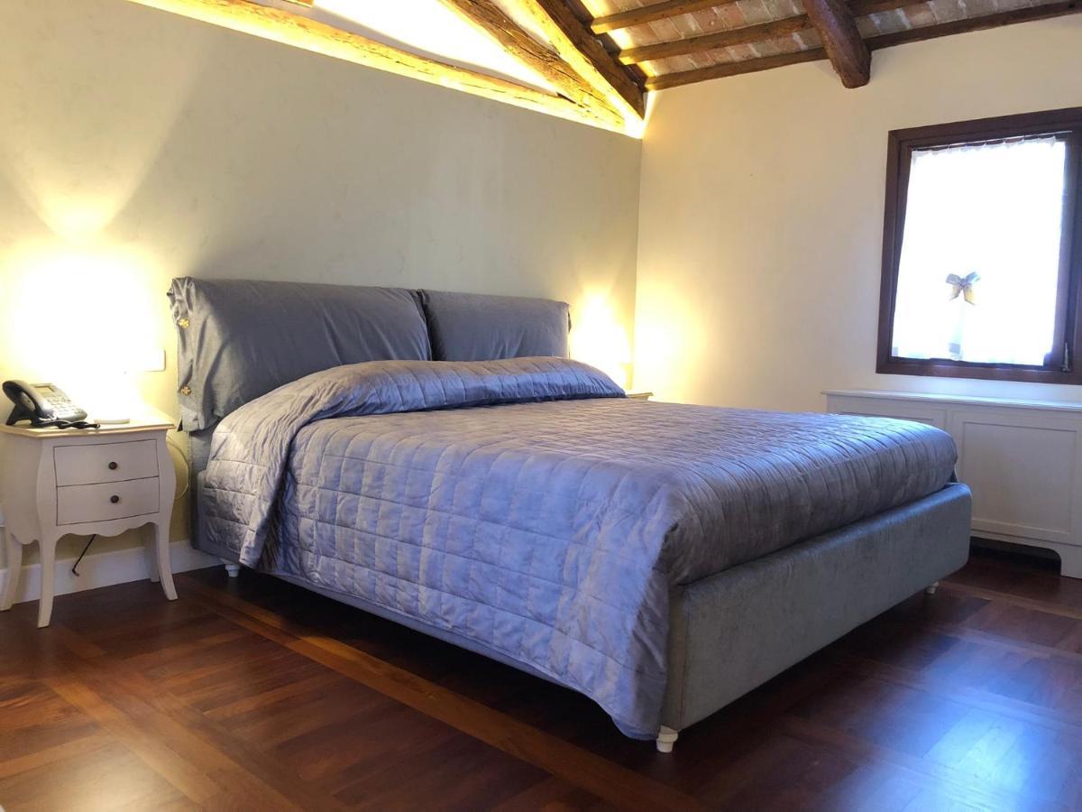 Hotel Donna Lucia Ponzano Veneto ภายนอก รูปภาพ