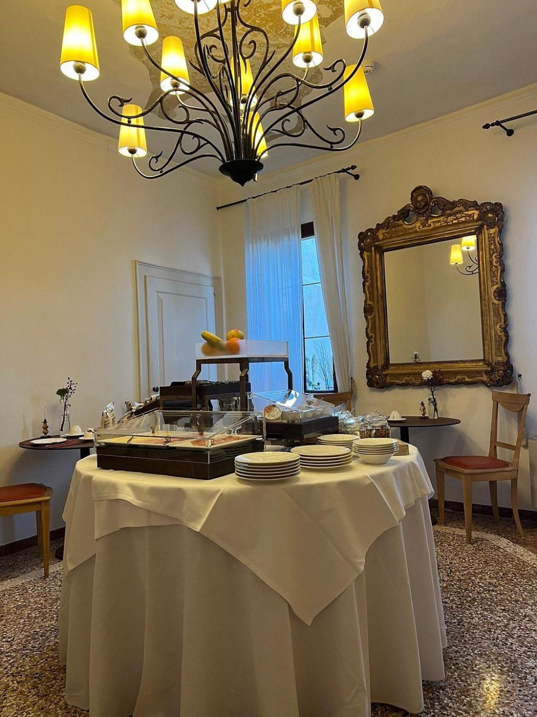 Hotel Donna Lucia Ponzano Veneto ภายนอก รูปภาพ